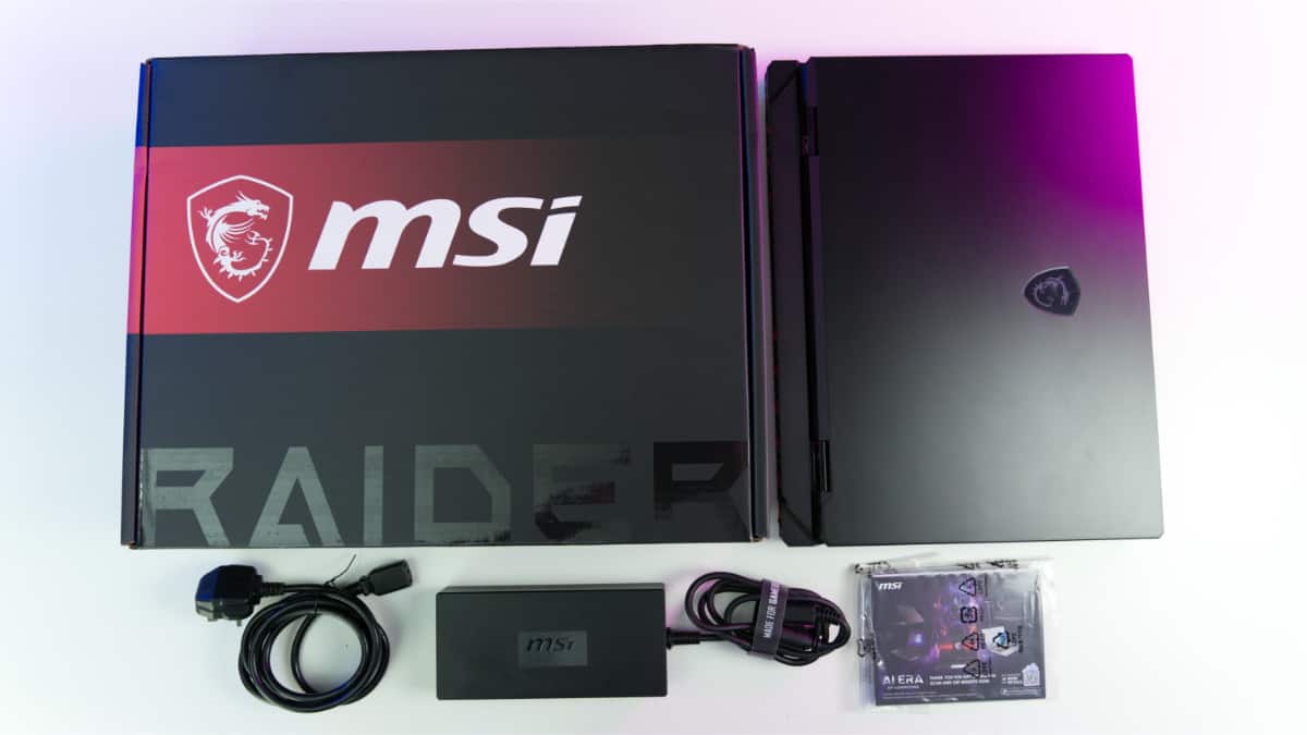 MSI Raider 18HX box contents