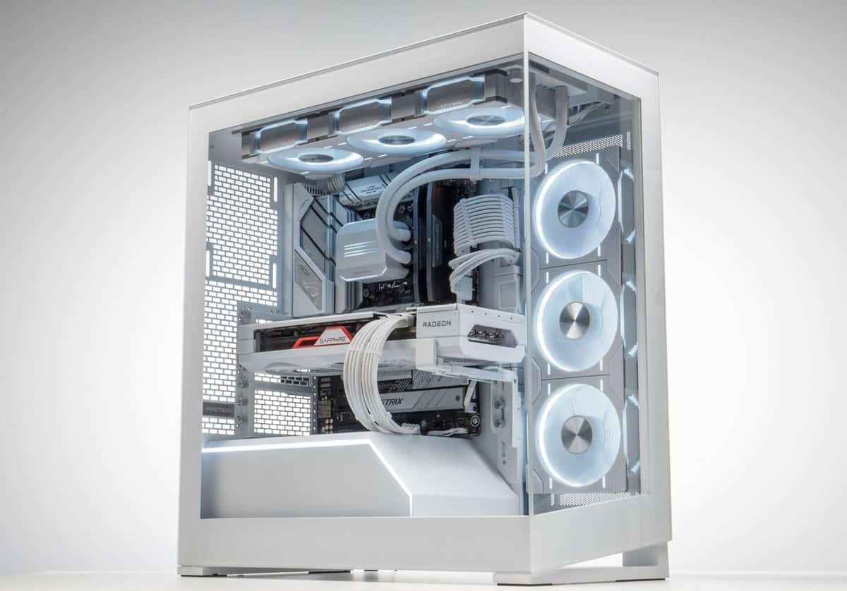 OCUK PC Build NV5 White build allwhite min